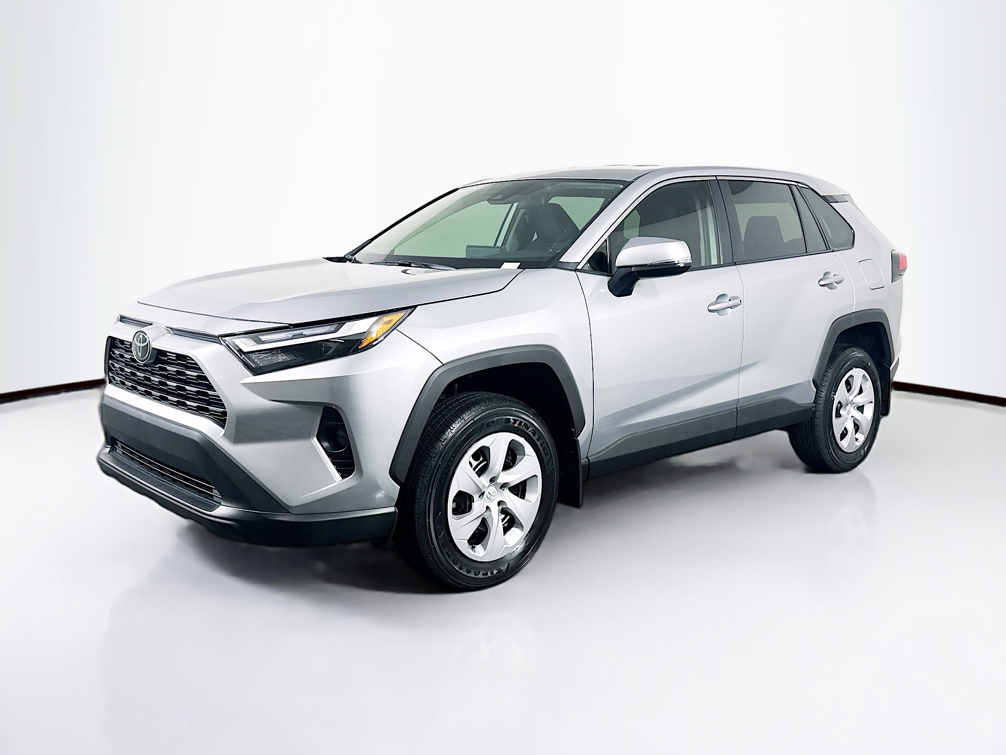 Used 2025 Toyota RAV4 LE image 3