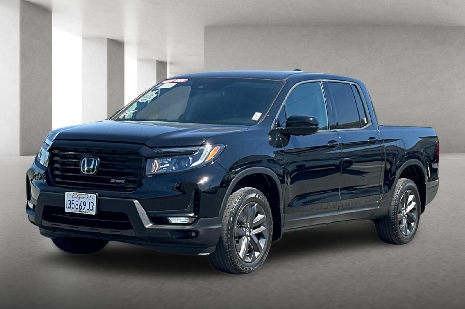 Certified 2023 Honda Ridgeline Sport image 8