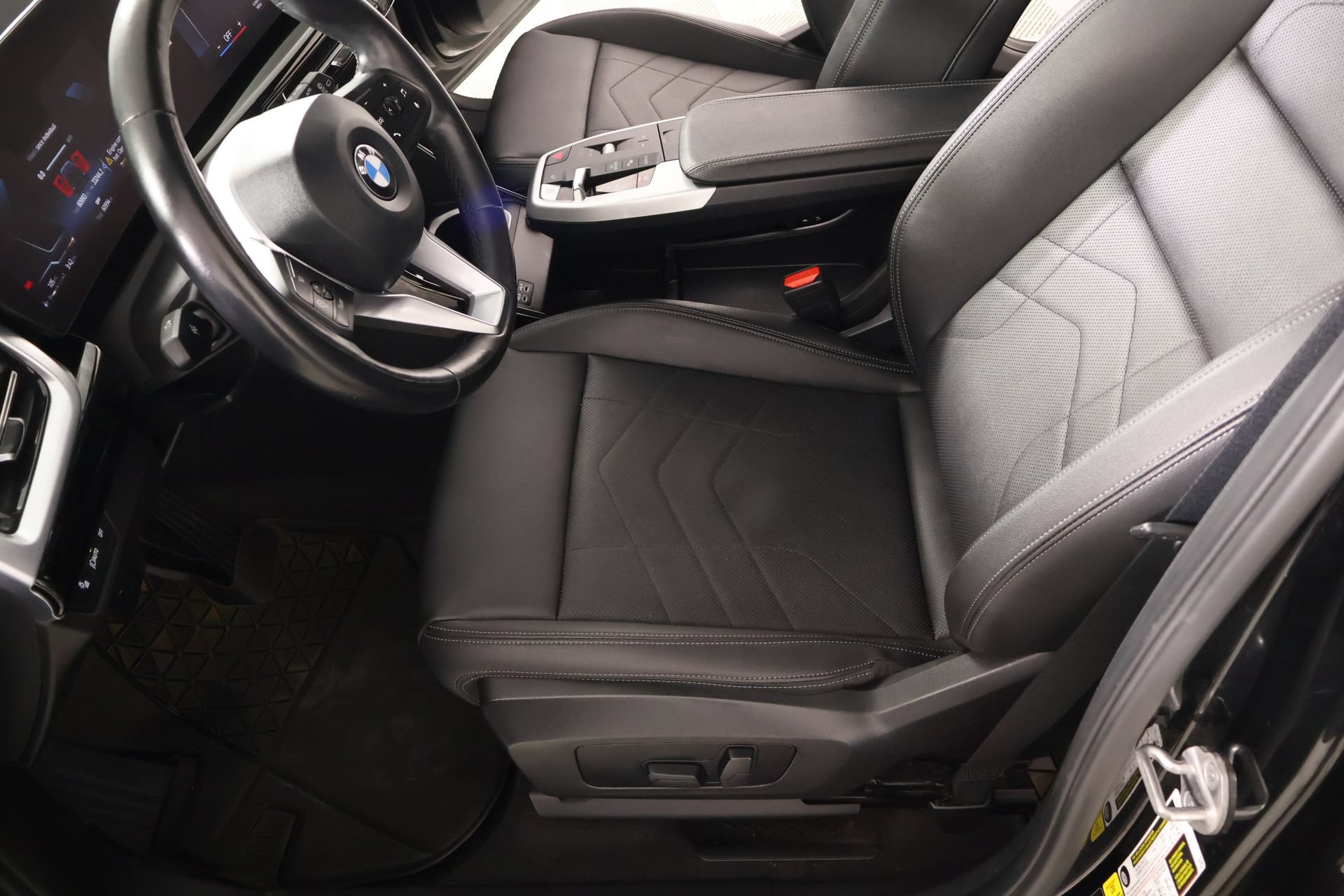 Used 2023 BMW X1 xDrive28i w/ Convenience Package AWD/4WD image 12