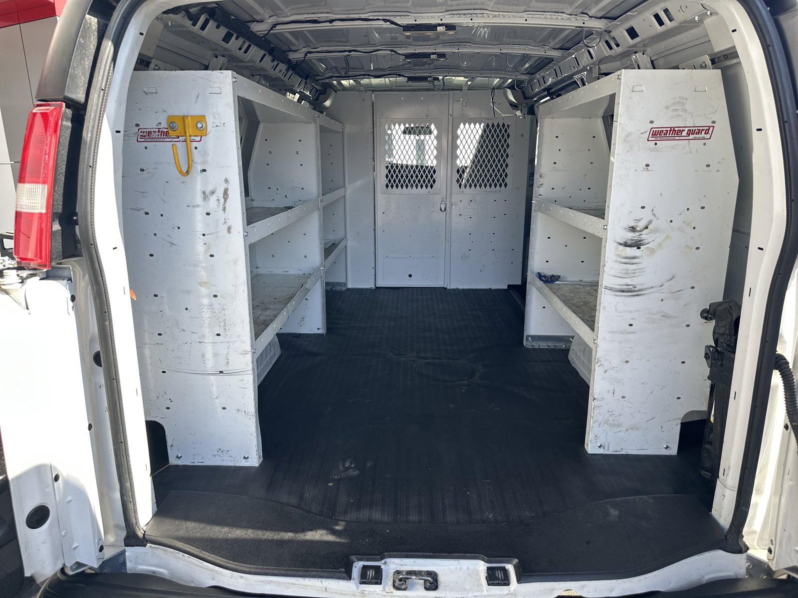 Used 2023 Chevrolet Express 2500 RWD image 18