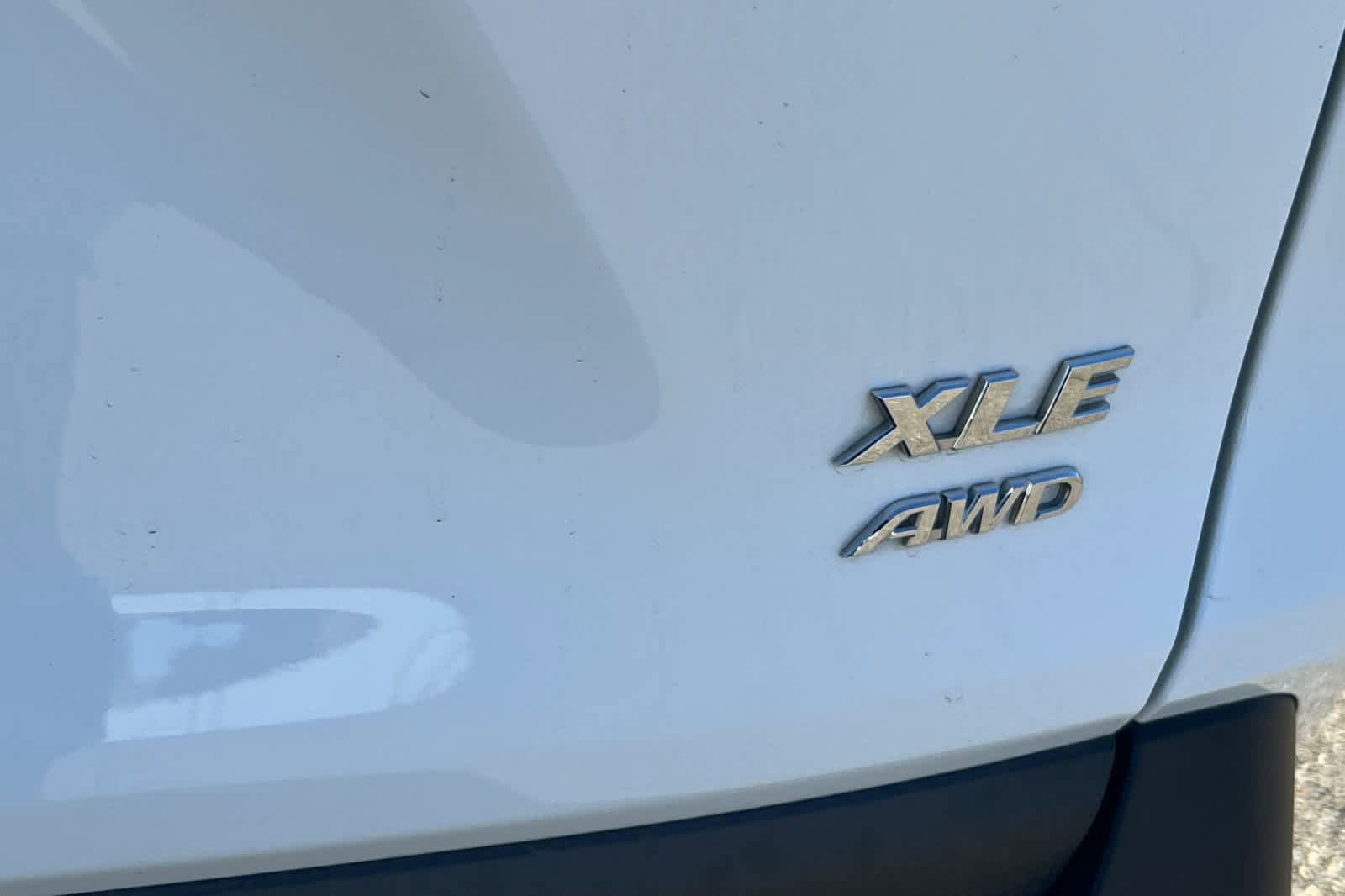 Used 2022 Toyota RAV4 XLE AWD/4WD image 21