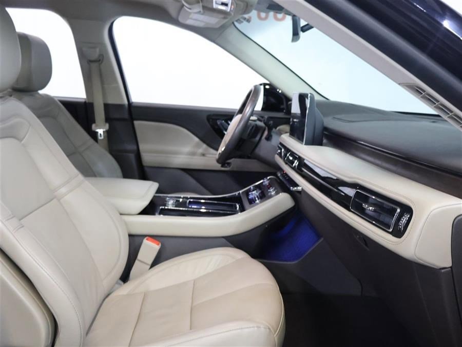 Used 2020 Lincoln Aviator Reserve w/ Equipment Group 201A image 13