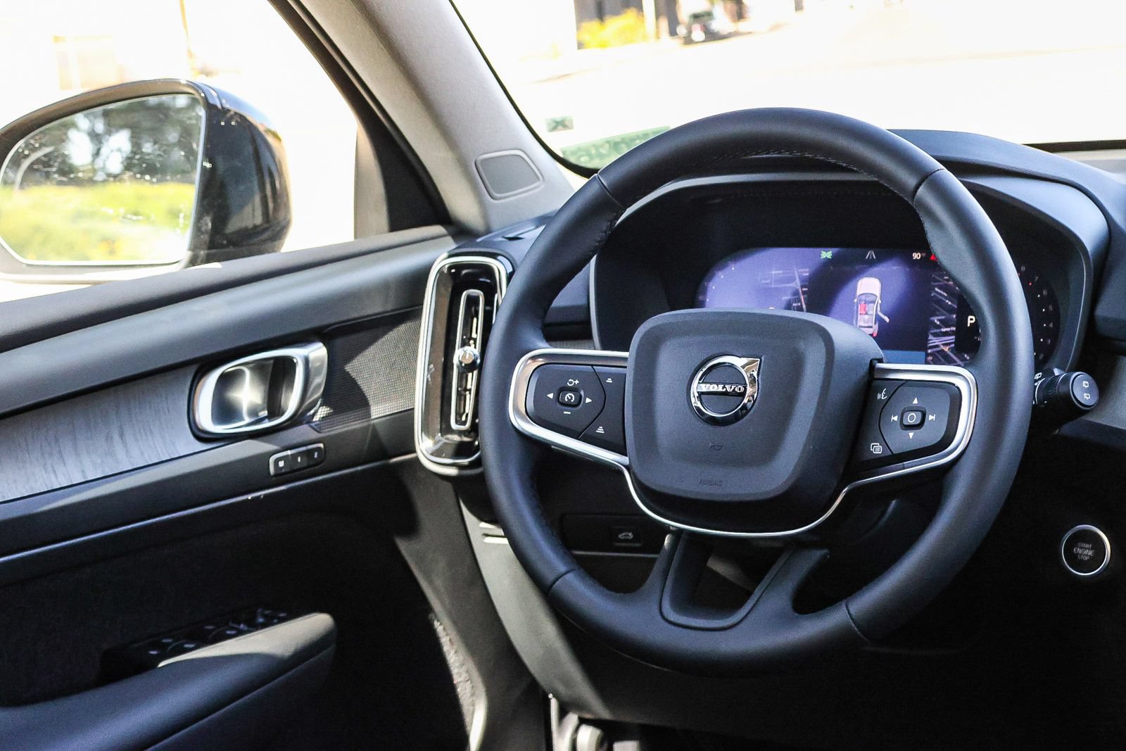 Used 2026 Volvo XC40 B5 Core AWD/4WD image 27
