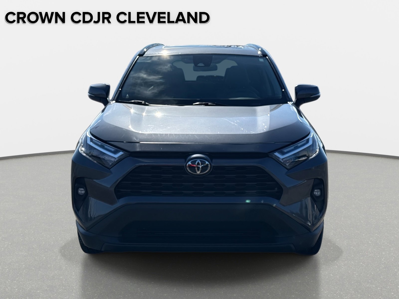 Used 2024 Toyota RAV4 XLE Premium image 9