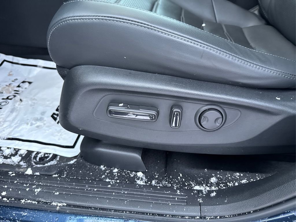 Used 2023 Honda CR-V EX-L image 19