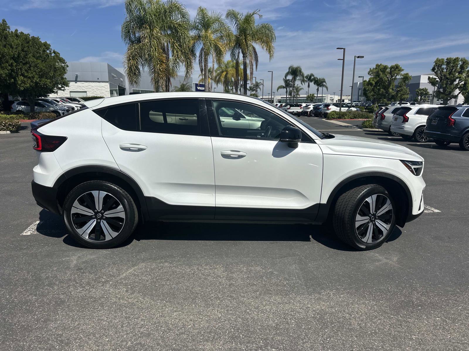 Certified 2023 Volvo C40 P8 Recharge Plus AWD/4WD image 3