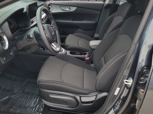 Certified 2023 Kia Forte LXS FWD image 9
