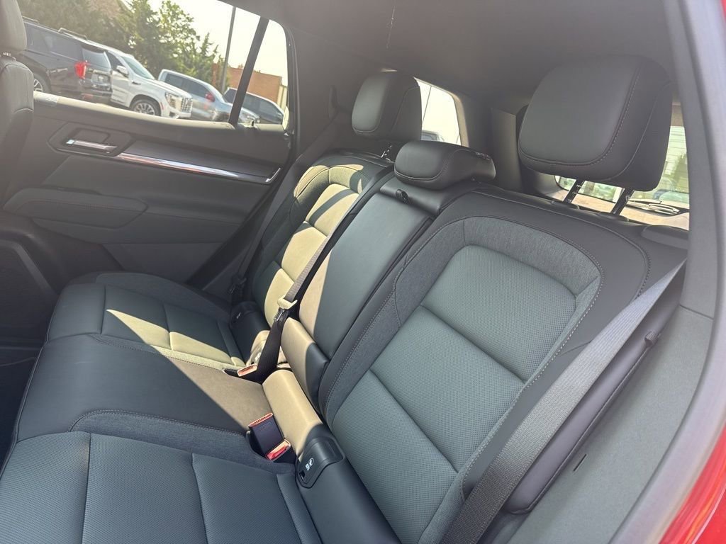 New 2026 GMC Terrain AT4 w/ LPO, Black Badging Package image 25