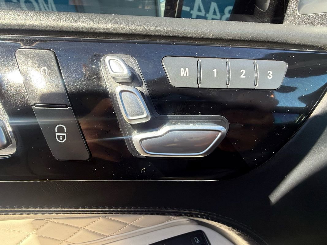 Used 2017 Mercedes-Benz GLS 550 4MATIC image 29