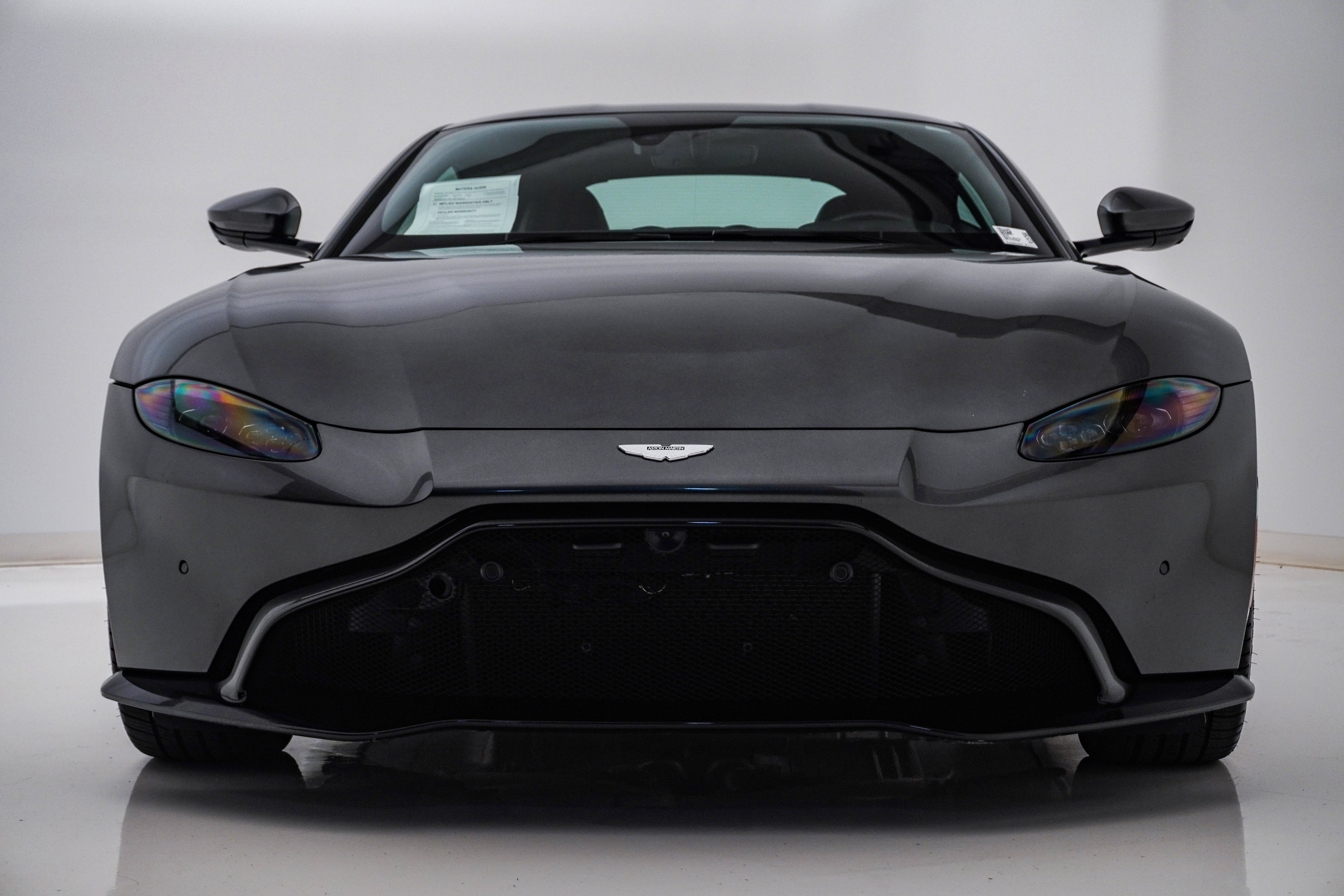 Used 2019 Aston Martin V8 Vantage Coupe RWD image 5