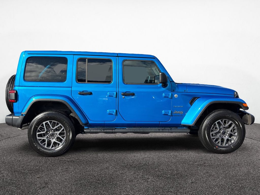 Used 2024 Jeep Wrangler Sahara w/ Technology Group image 6