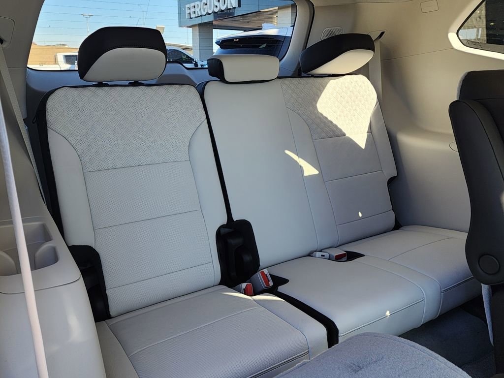 New 2026 GMC Acadia Denali w/ Super Cruise Package image 52