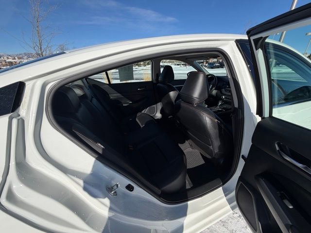 Used 2024 Nissan Altima 2.5 SR image 24