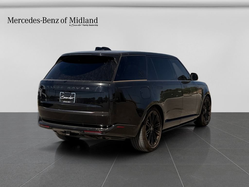 Used 2025 Land Rover Range Rover Long Wheelbase SE image 7