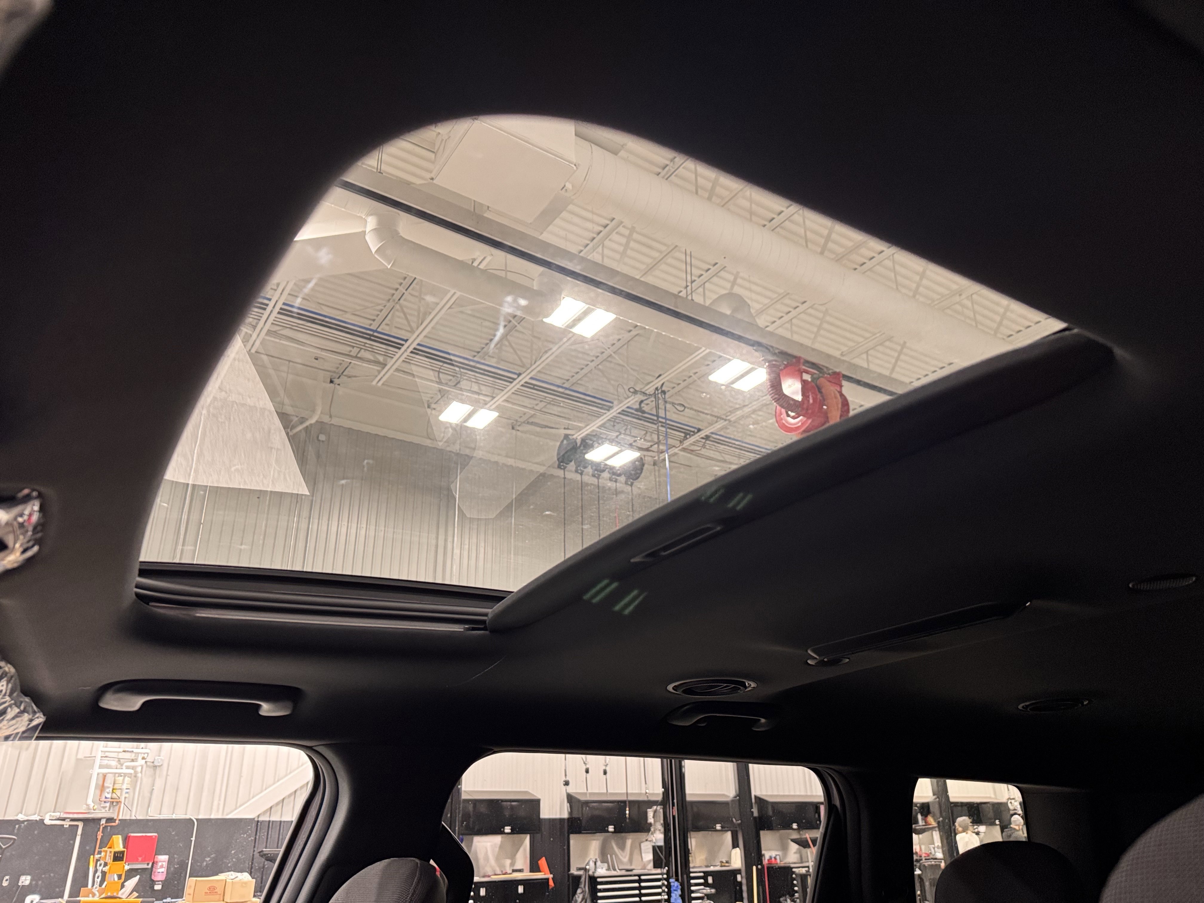 New 2027 Kia Telluride S image 20