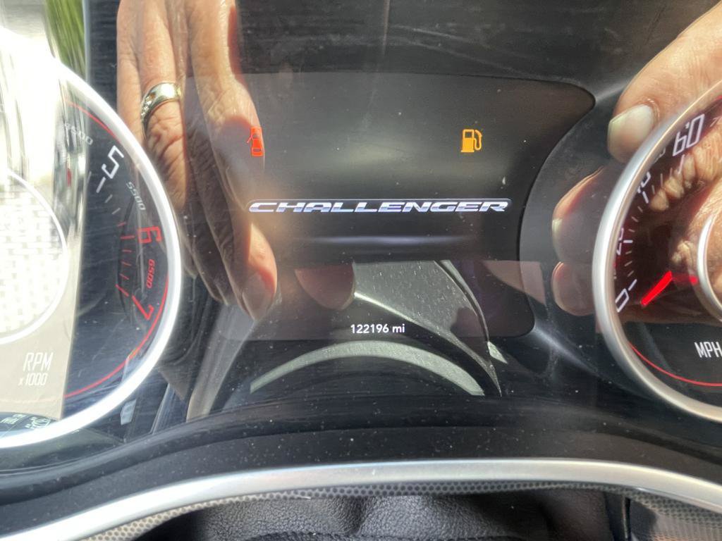 Used 2015 Dodge Challenger R/T Plus RWD image 7