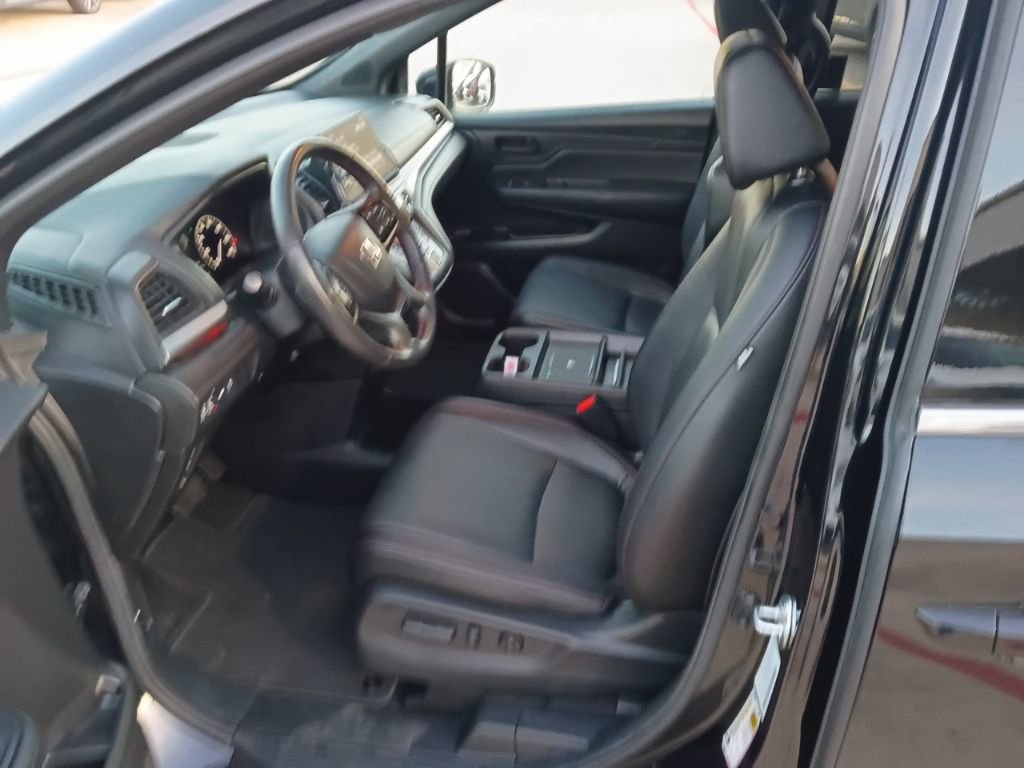 Used 2025 Honda Odyssey Sport-L image 3