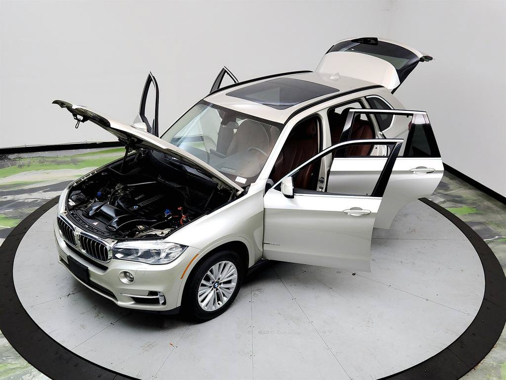 Used 2014 BMW X5 xDrive35d AWD/4WD image 37