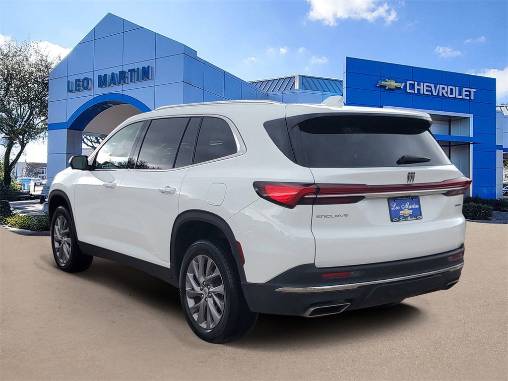 Used 2025 Buick Enclave Preferred image 4