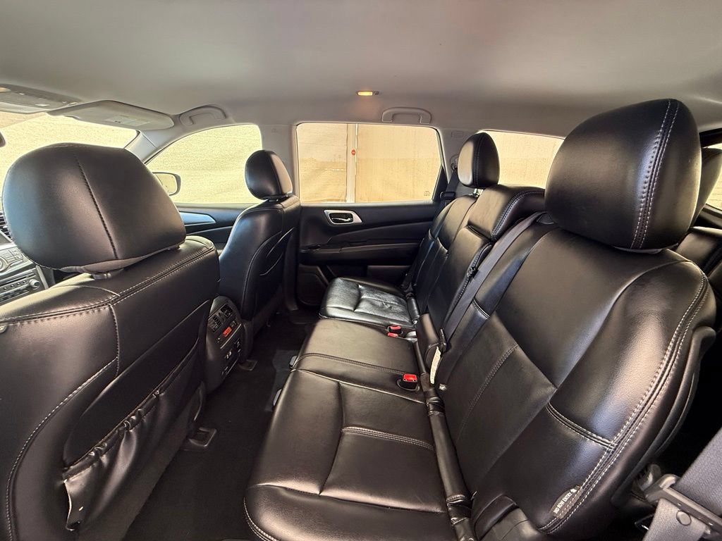 Used 2019 Nissan Pathfinder SL FWD image 24