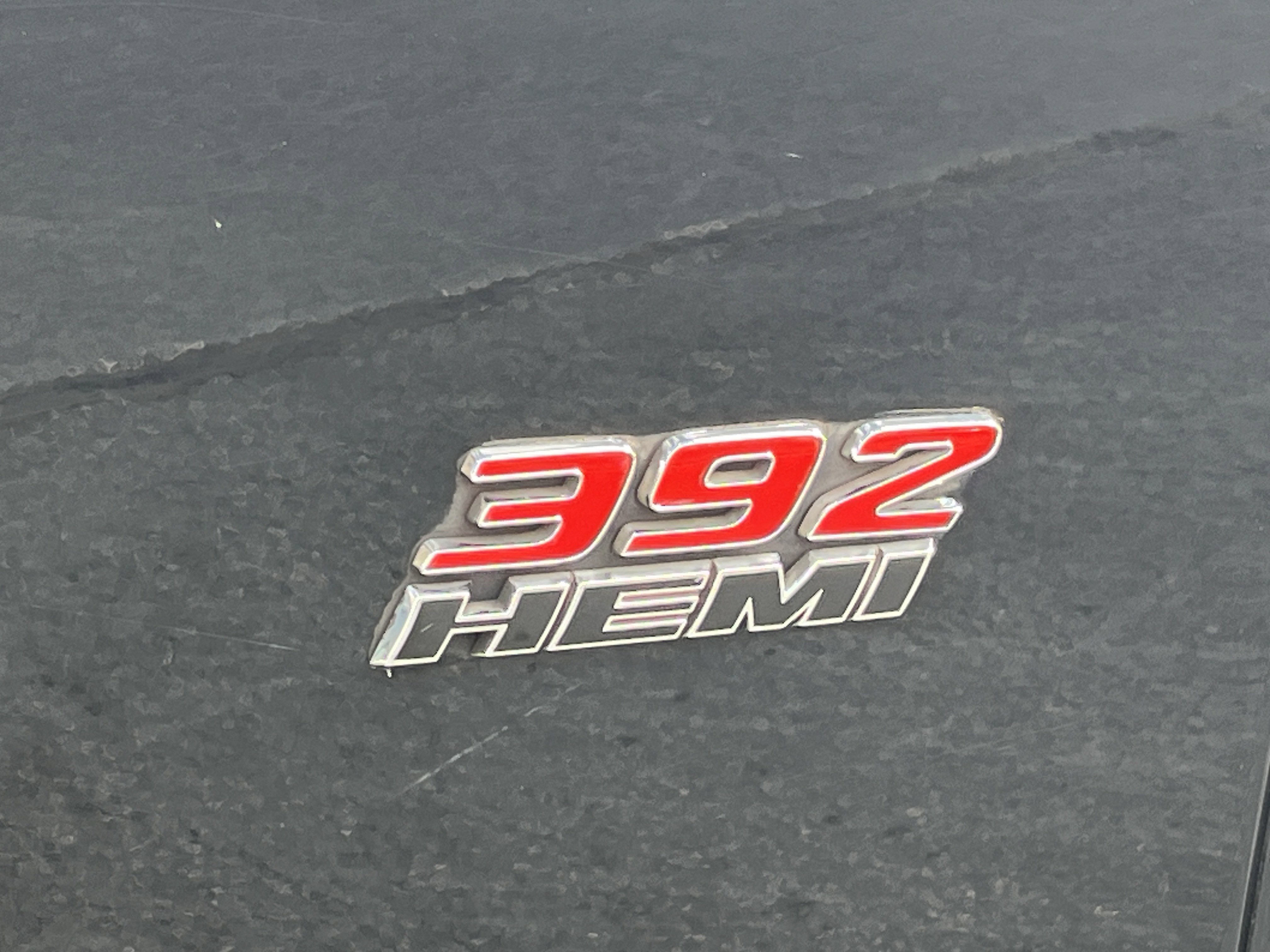 Used 2016 Dodge Challenger SRT w/ Technology Group image 28