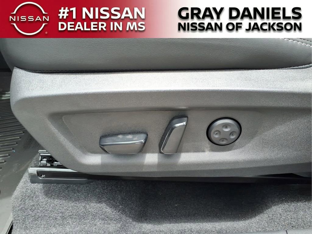 New 2026 Nissan Murano Platinum w/ Cargo Package AWD/4WD image 13