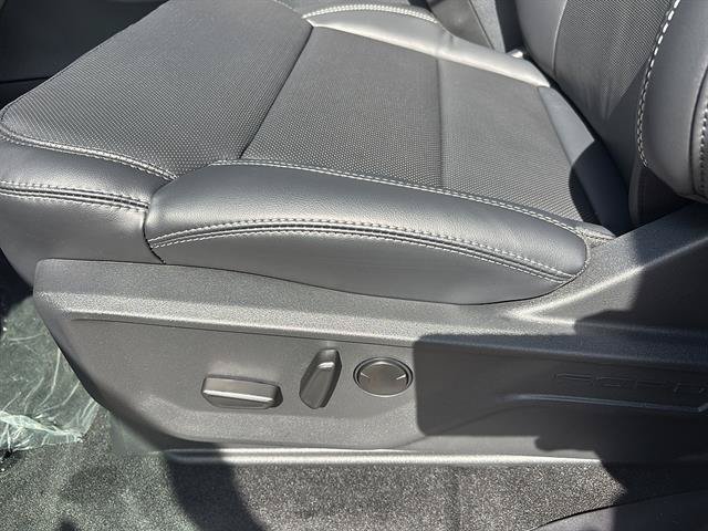 New 2027 Ford Expedition Platinum w/ Stealth Appearance Package AWD/4WD image 11