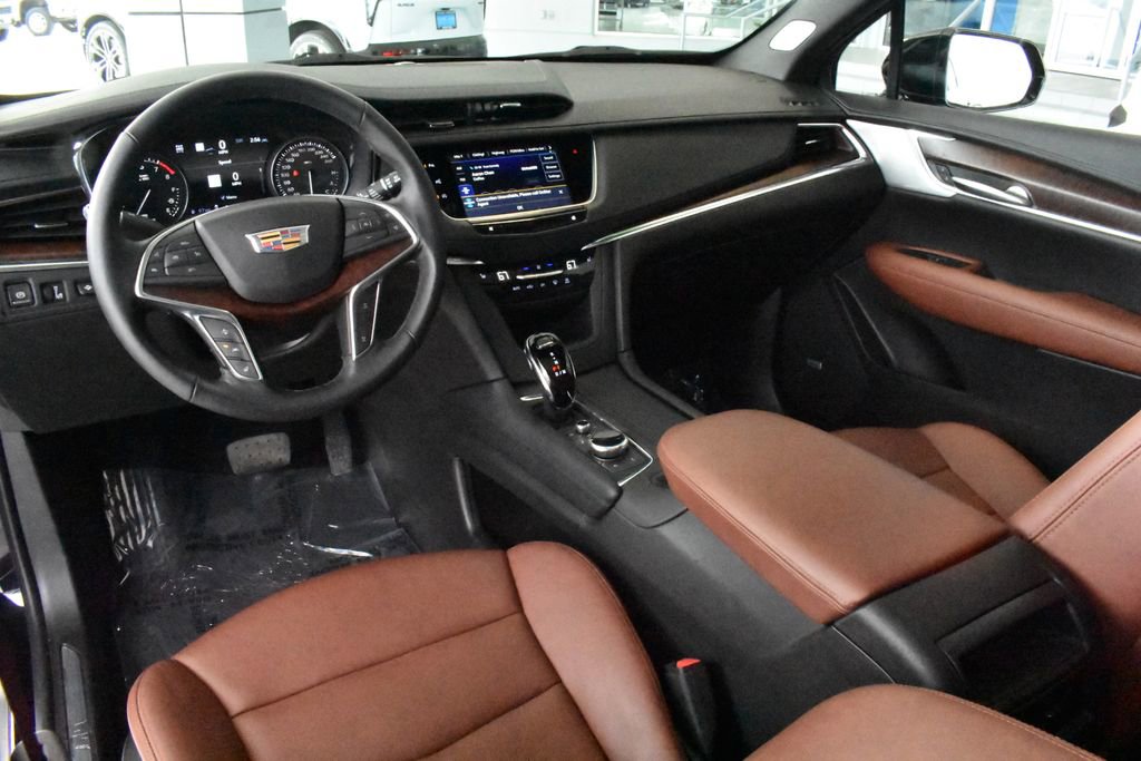 Certified 2024 Cadillac XT5 Premium Luxury w/ Technology Package image 23