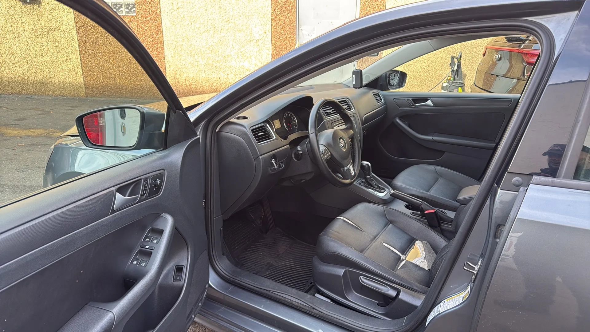 Used 2012 Volkswagen Jetta SE image 23