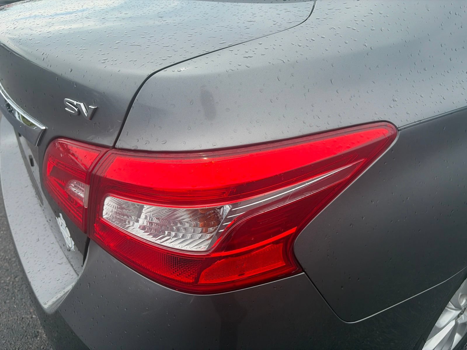 Used 2018 Nissan Sentra SV FWD image 15
