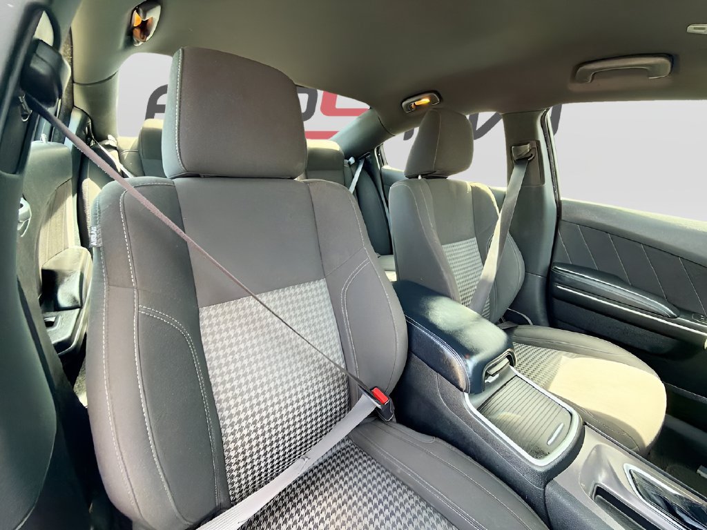 Used 2023 Dodge Charger SXT RWD image 27