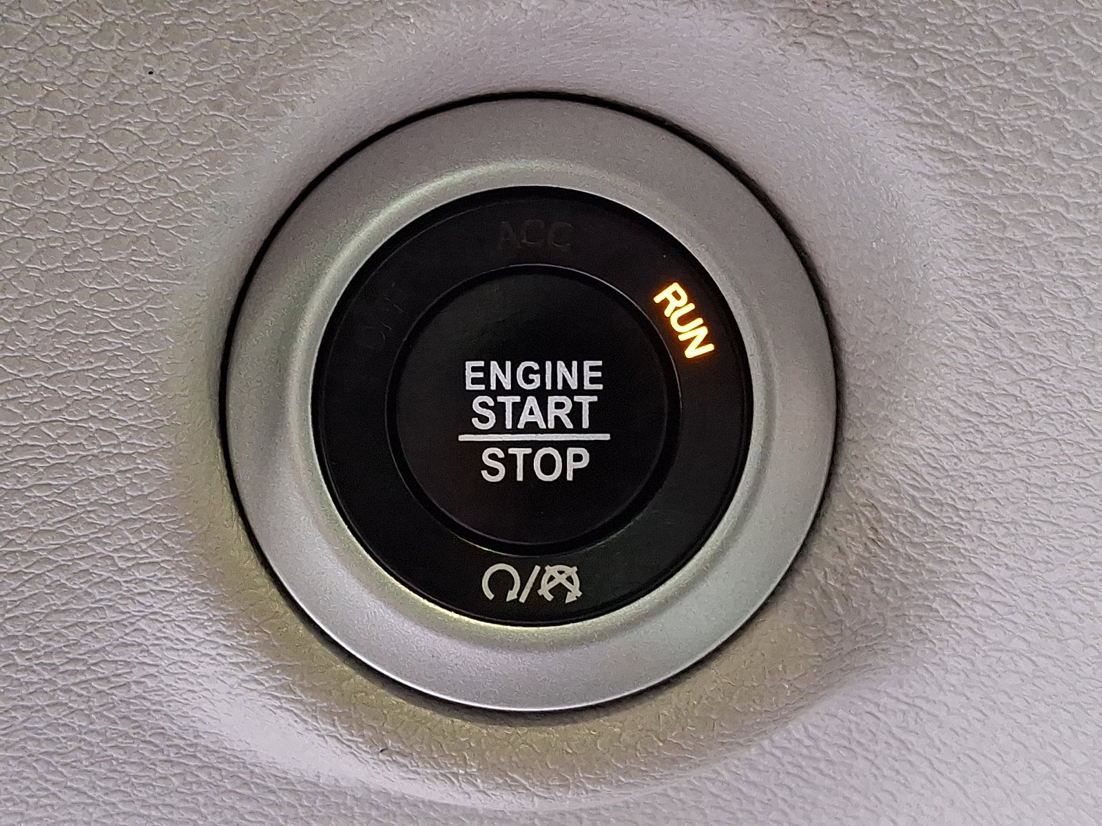 Used 2023 Chrysler Pacifica Touring-L image 25