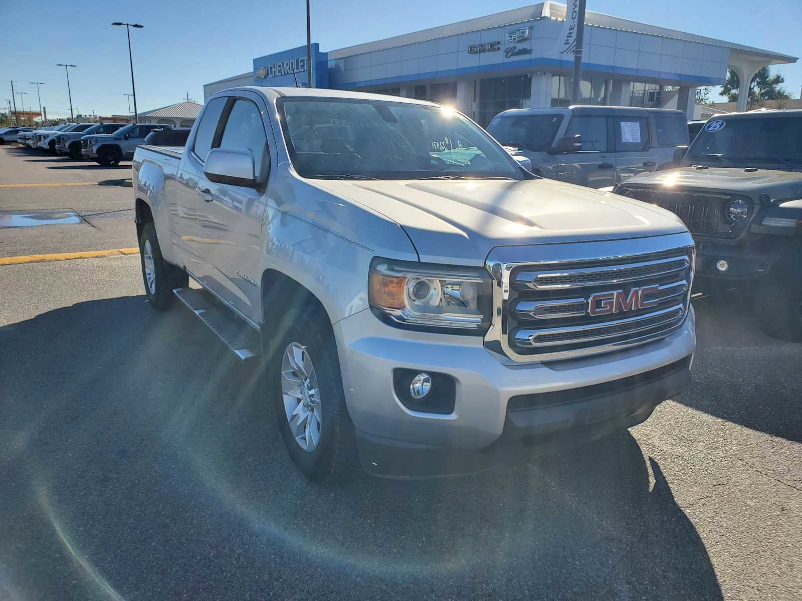 Used 2018 GMC Canyon SLE