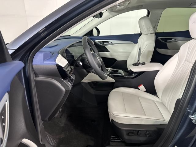 Used 2026 Buick Envision Avenir image 11
