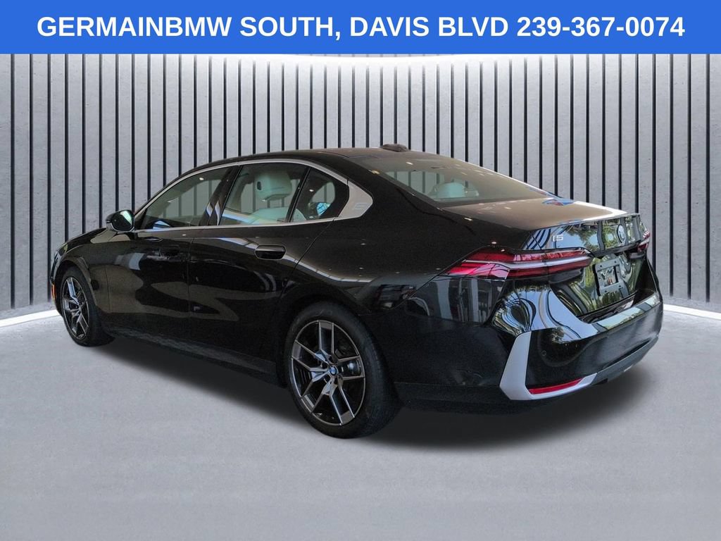 Used 2026 BMW i5 eDrive40 RWD image 7