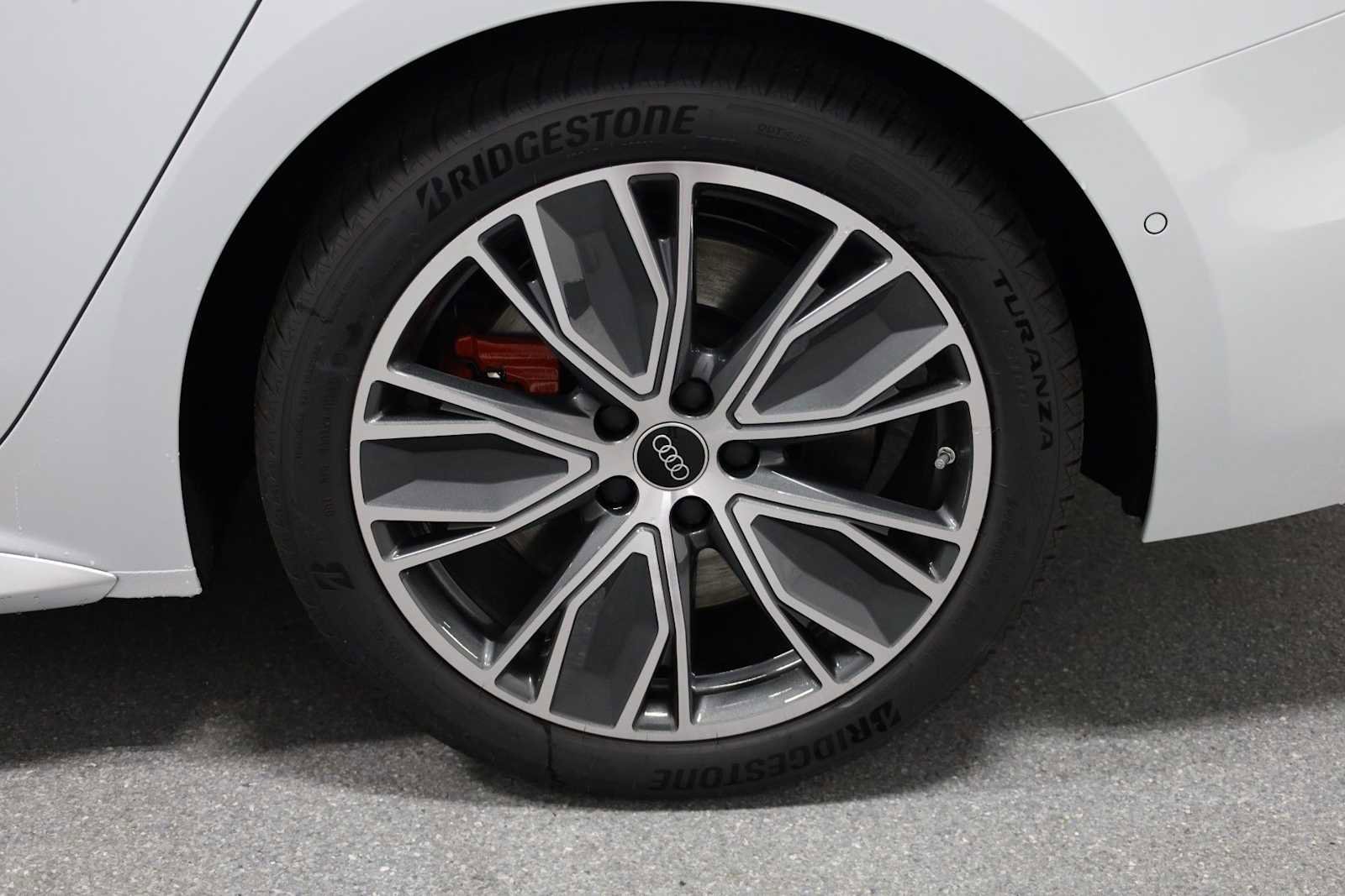 Certified 2025 Audi S5 Premium Plus w/ Premium Plus Package AWD/4WD image 35