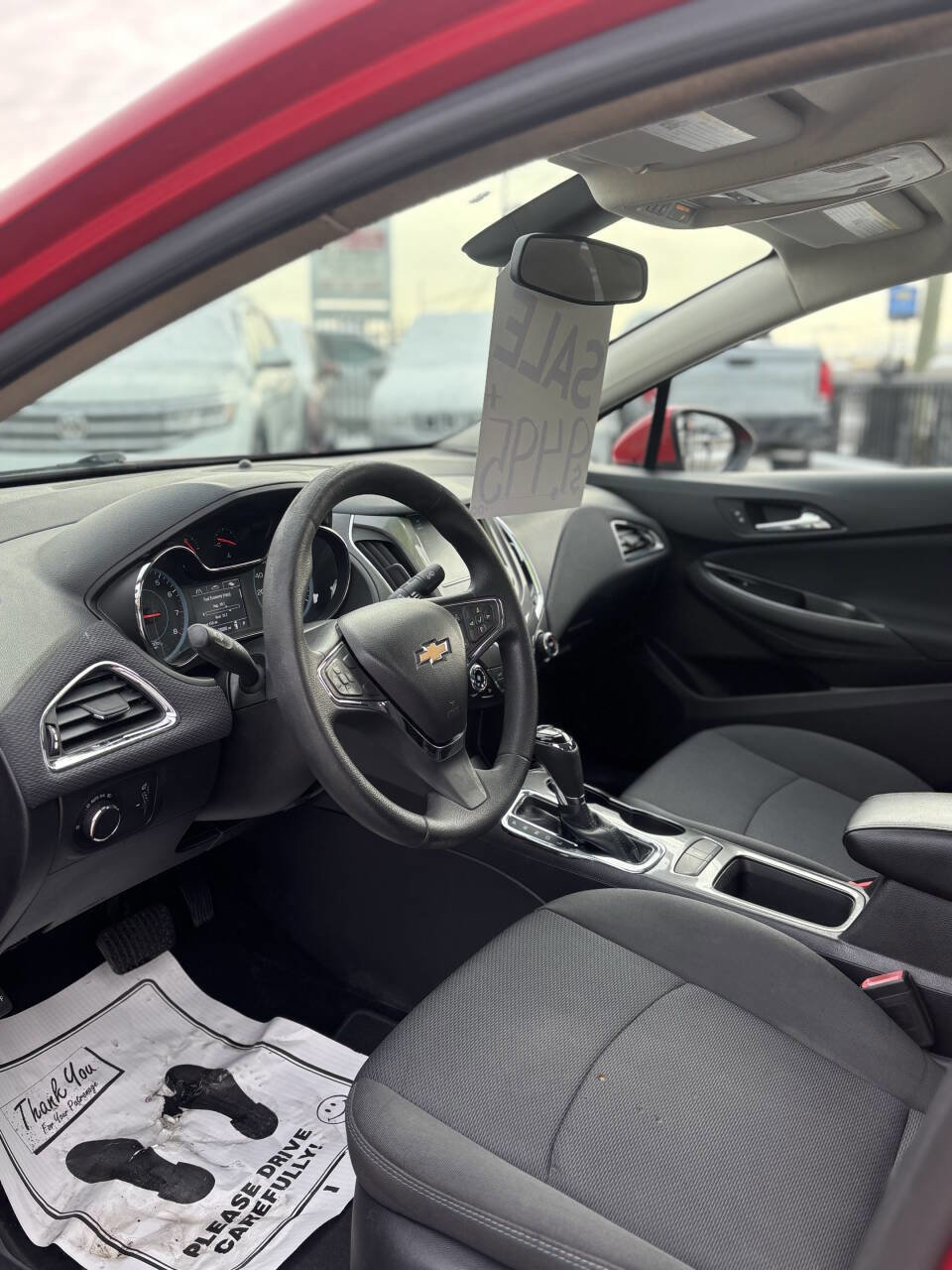 Used 2017 Chevrolet Cruze LT w/ Convenience Package FWD image 9