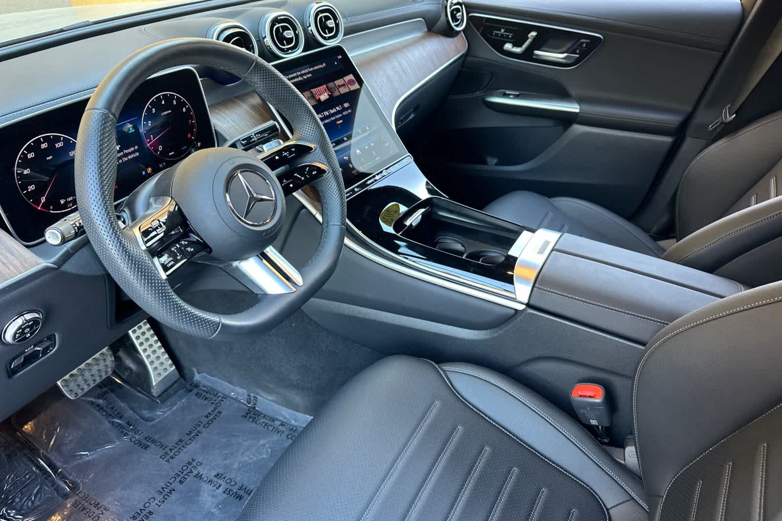 Certified 2026 Mercedes-Benz GLC 300 4MATIC image 9