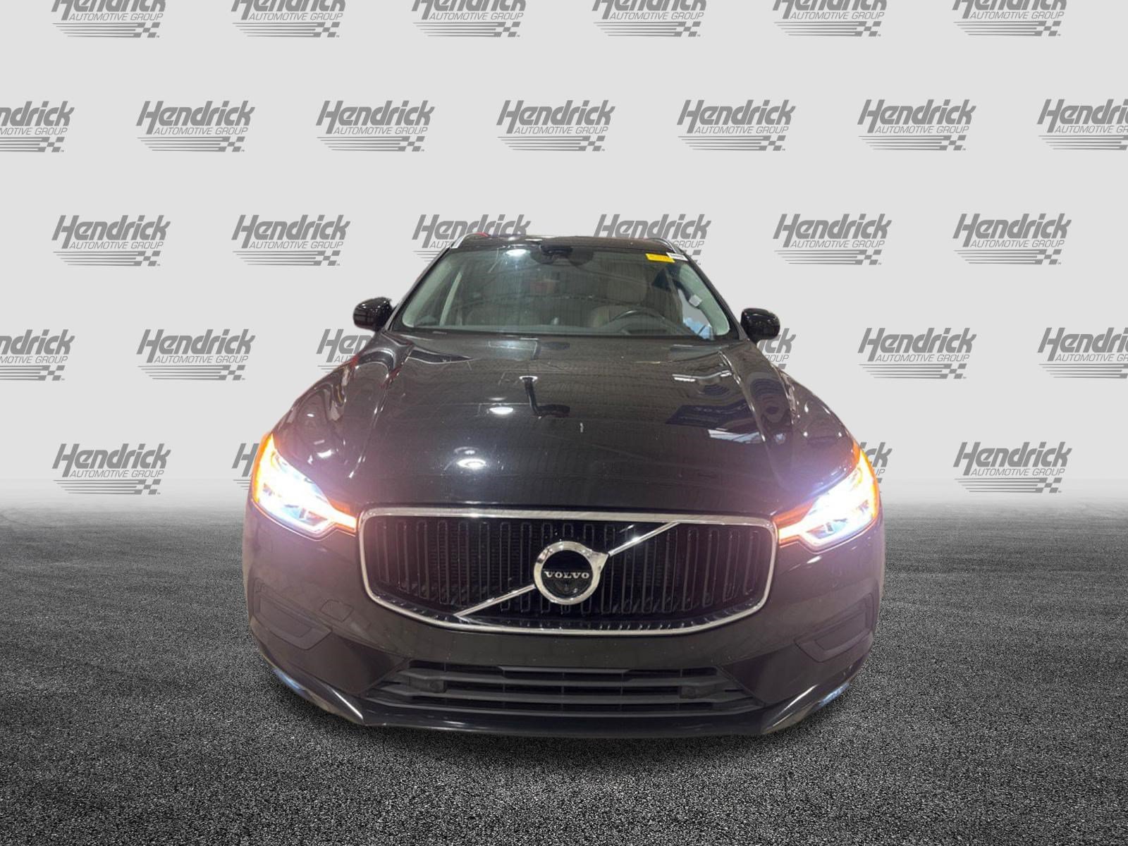 Used 2018 Volvo XC60 T6 Momentum w/ Convenience Package AWD/4WD image 38