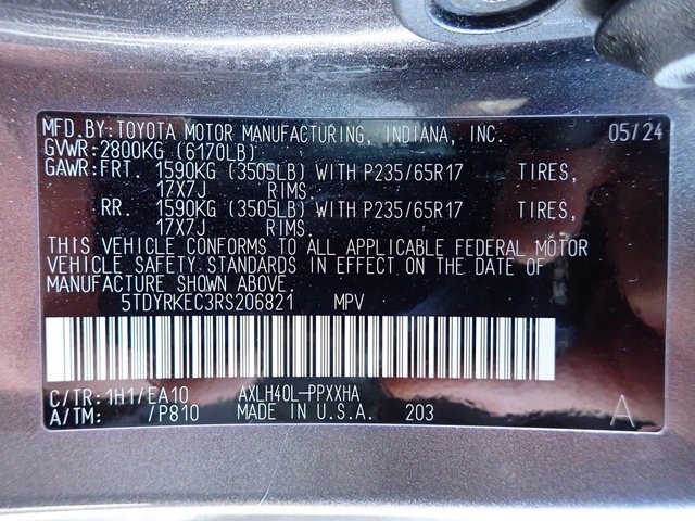 Used 2024 Toyota Sienna XLE image 22