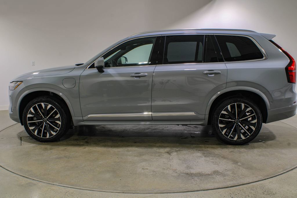New 2026 Volvo XC90 T8 Plus w/ Protection Package Premier AWD/4WD image 2