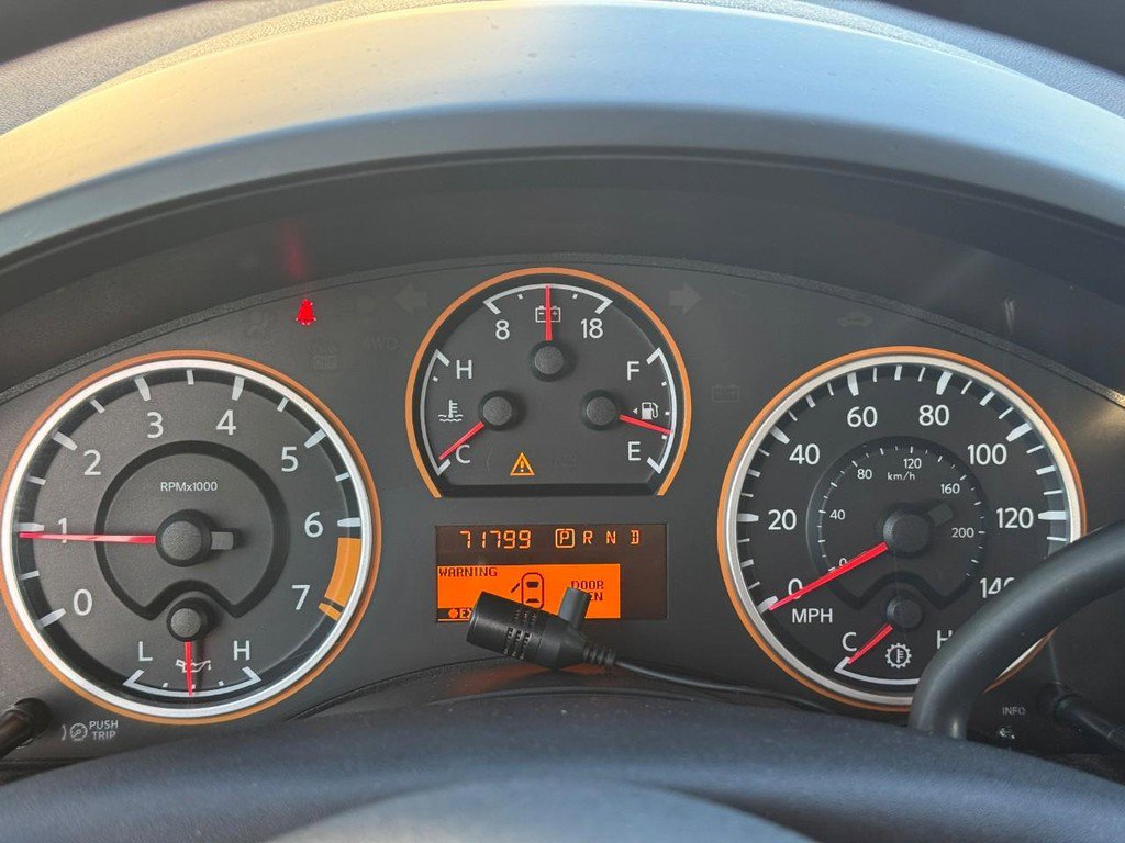 Used 2011 Nissan Titan SV image 19
