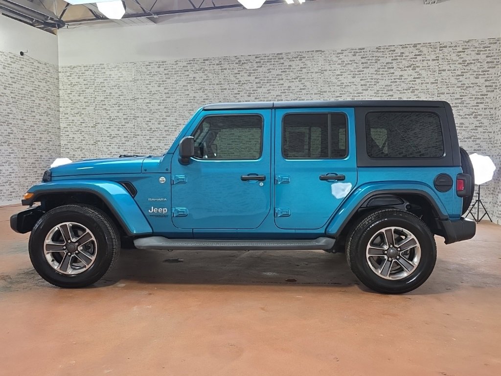 Used 2019 Jeep Wrangler Unlimited Sahara image 5