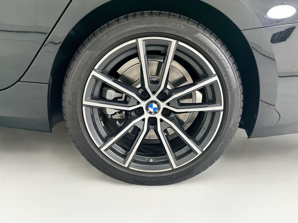 Used 2020 BMW 330i Sedan w/ Driving Assistance Package RWD image 30