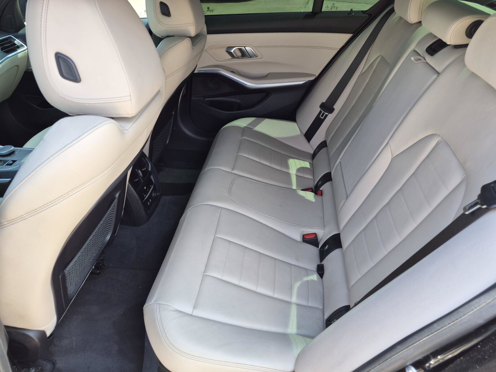 Used 2020 BMW 330i Sedan w/ Convenience Package RWD image 16