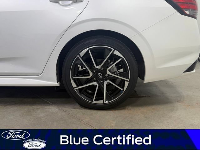 Used 2025 Nissan Sentra SR w/ SR Premium Package FWD image 8