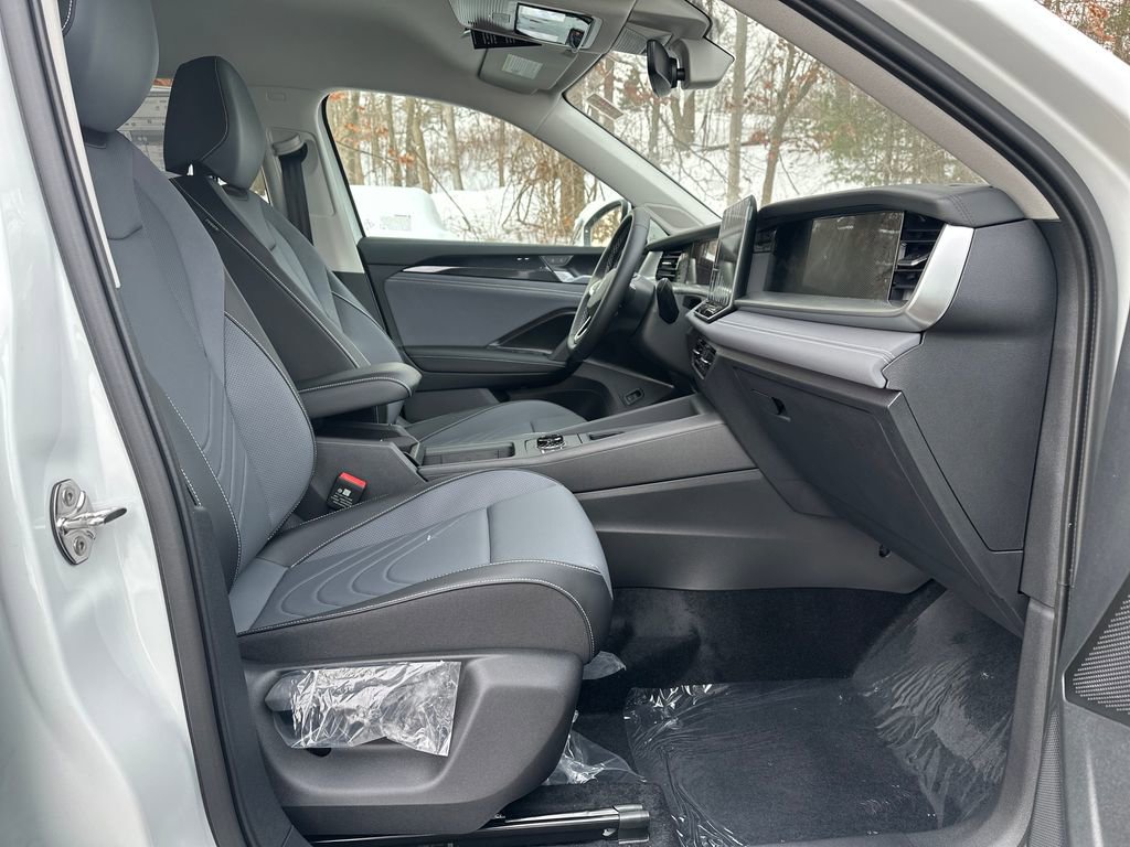 New 2026 Volkswagen Tiguan SE image 15