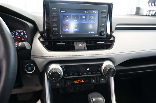 Used 2021 Toyota RAV4 XLE w/ Convenience Package AWD/4WD image 15