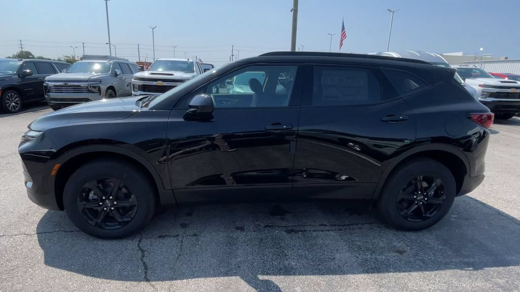 New 2026 Chevrolet Blazer LT w/ Convenience Package FWD image 7