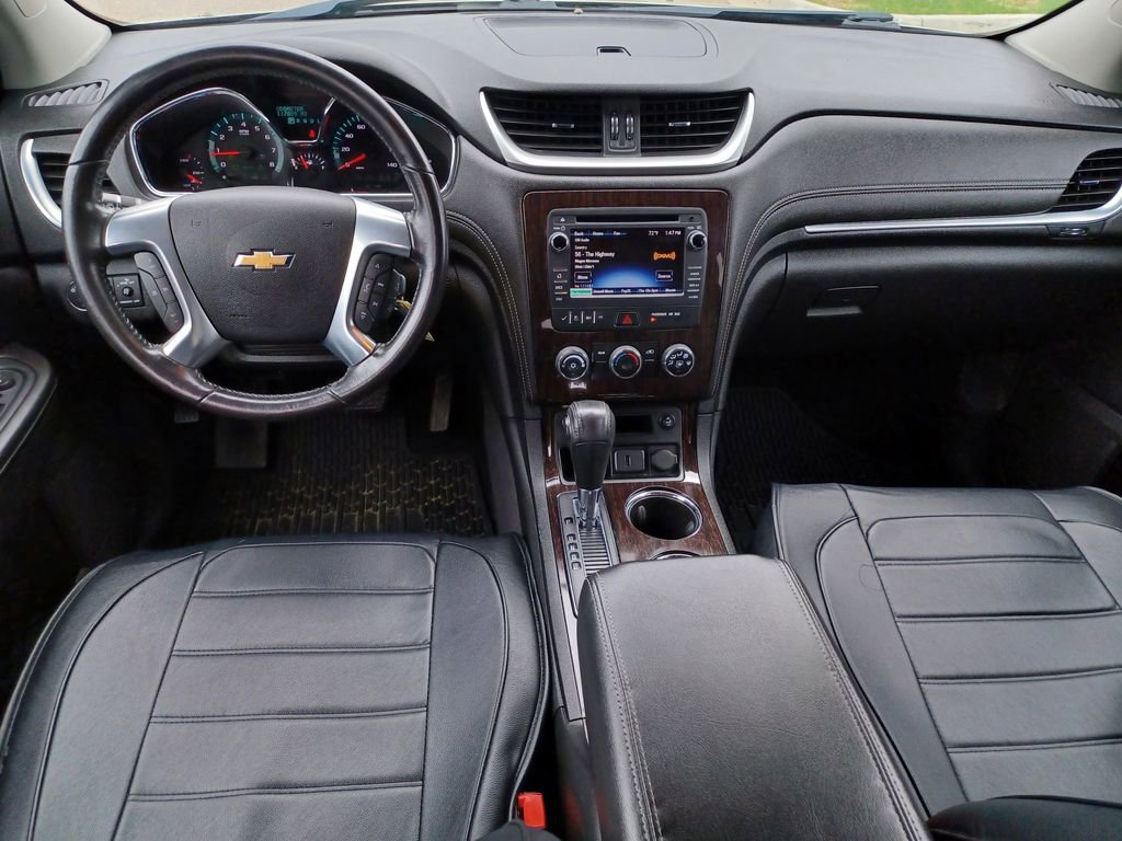 Used 2015 Chevrolet Traverse LT AWD/4WD image 26